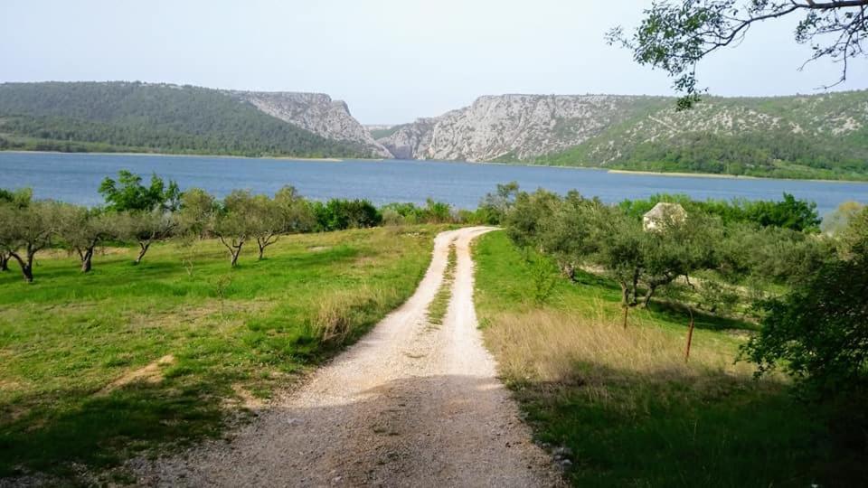Krka Fairytale Village Rupe Exterior photo