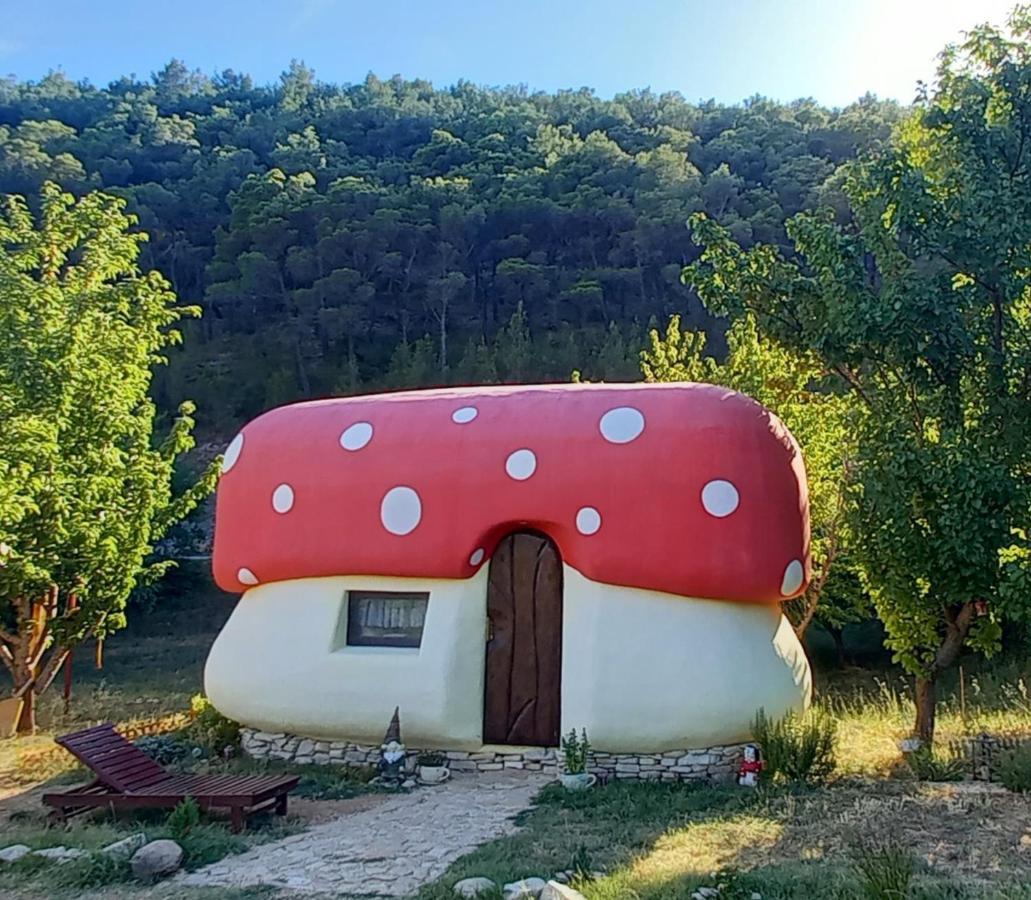 Krka Fairytale Village Rupe Exterior photo
