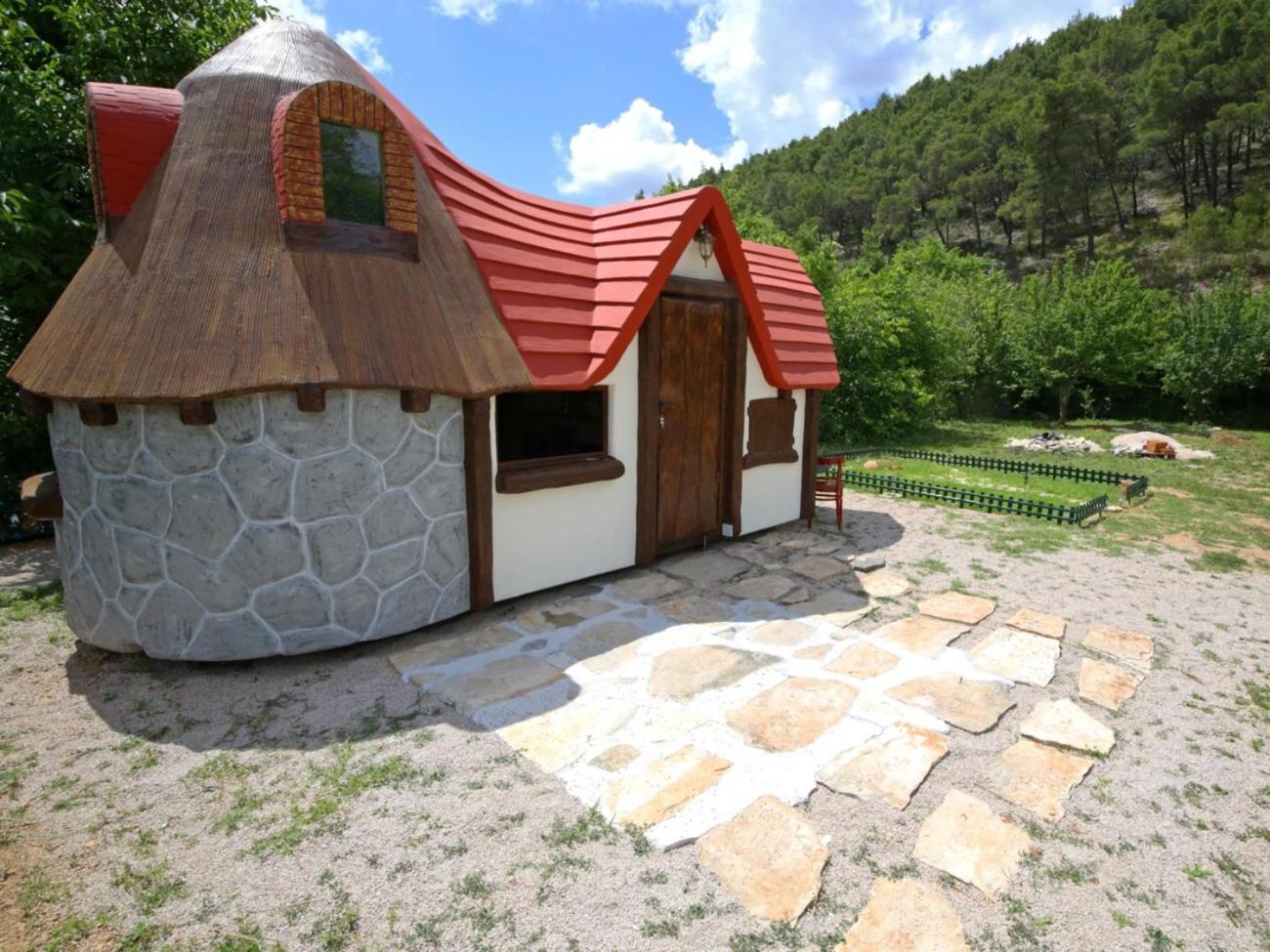 Krka Fairytale Village Rupe Exterior photo