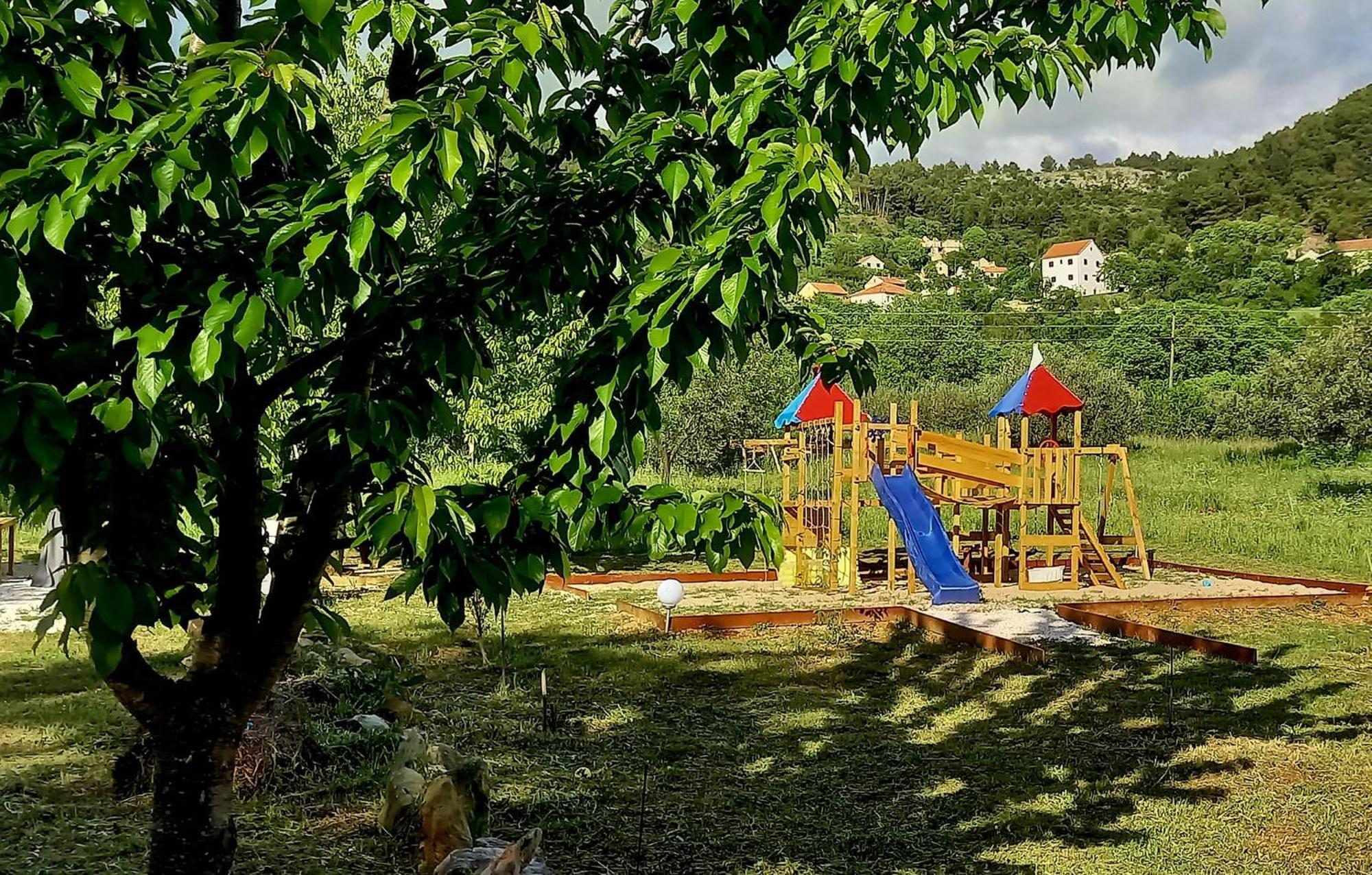 Krka Fairytale Village Rupe Exterior photo